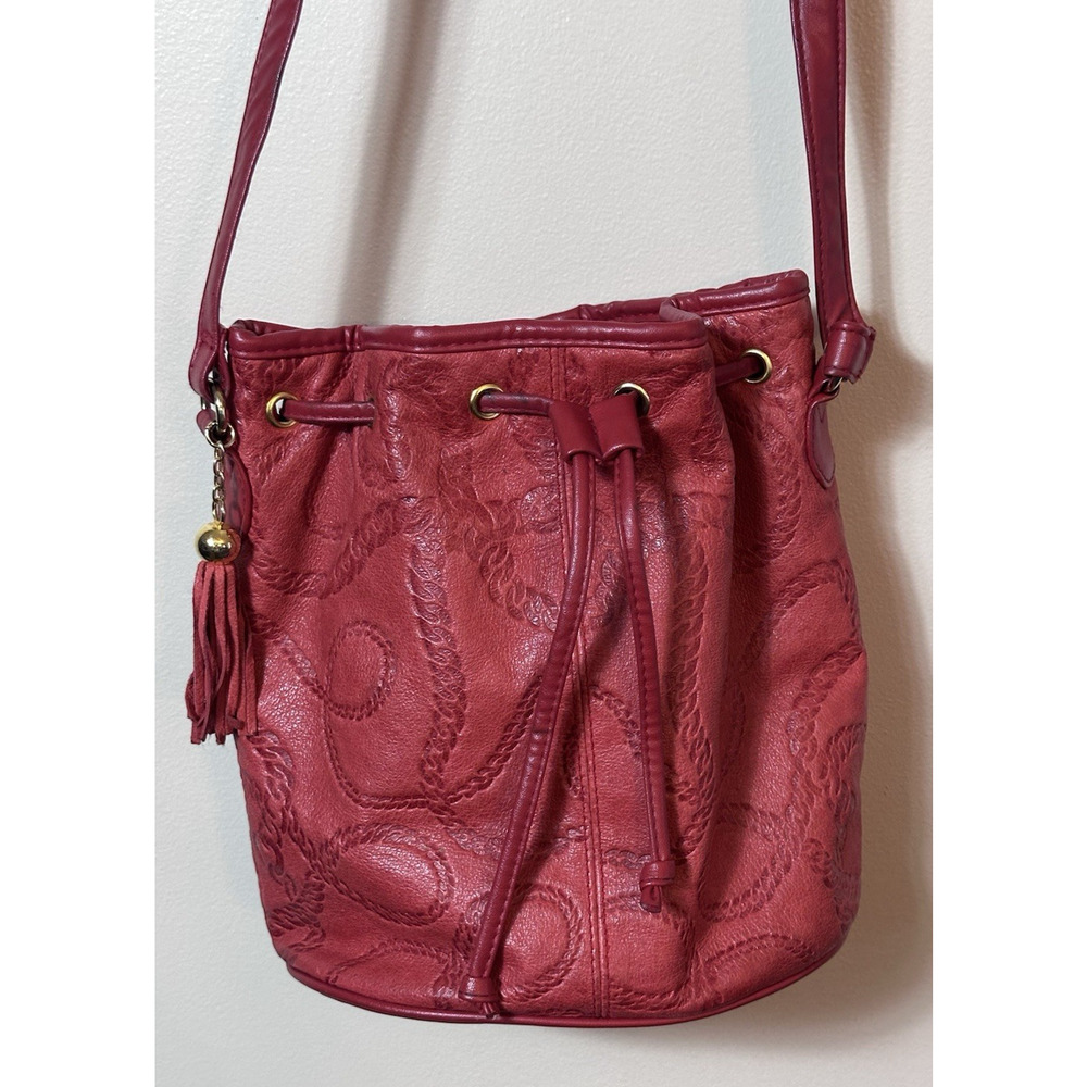 Red Leather Embossed Bucket Bag Crossbody Drawstring Purse Boho Western Festival - Picture 2 of 15